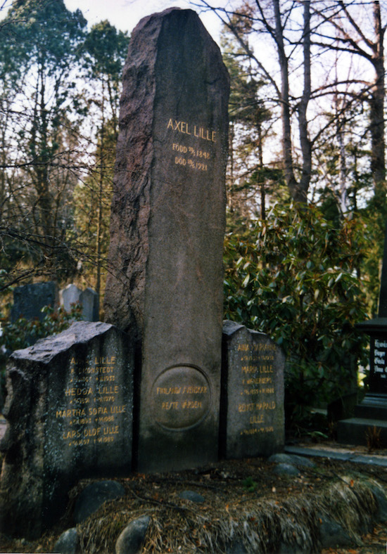 Axel Lille (Helsingfors, Sandudds nya begravningsplats 18–15–1)