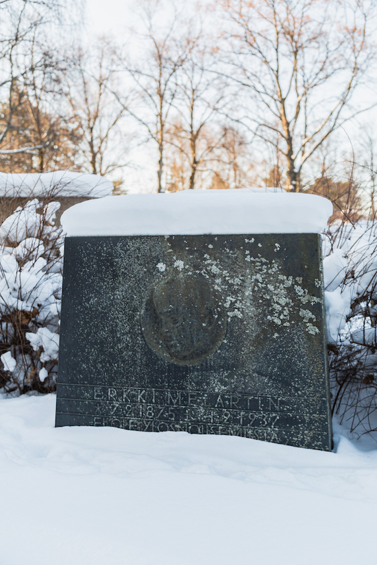 Erkki Melartin (Helsingfors, Sandudds nya begravningsplats 28–5–2)