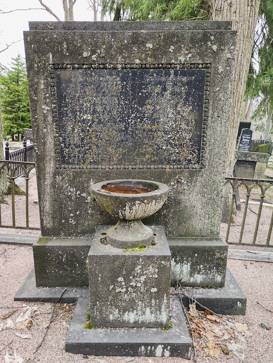 Kajsa Wahllund (Helsingfors, Sandudds gamla beravningsplats 10-3-6)